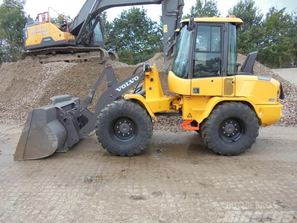 Volvo L 35 GT Pale gommate