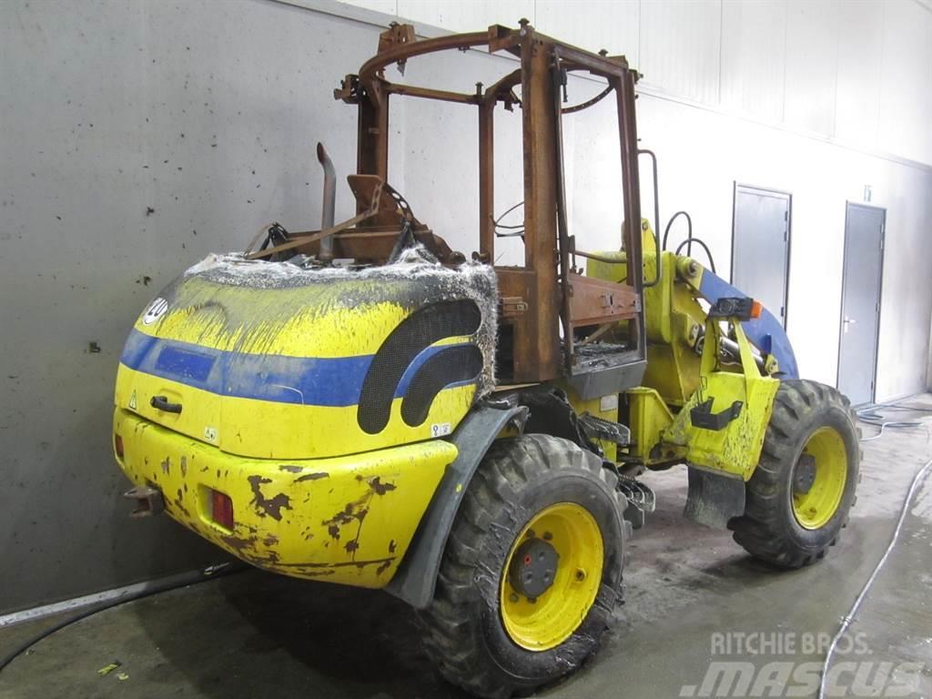 Terex TL 70 S  (For parts) Pale gommate