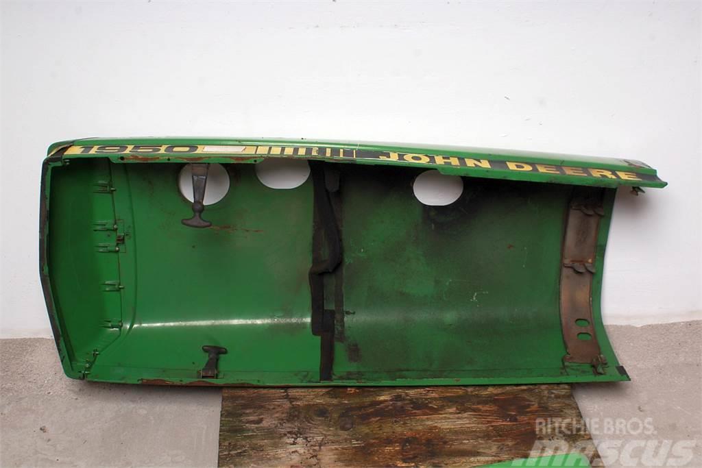 John Deere 1950 Engine Hood Chassis and suspension
