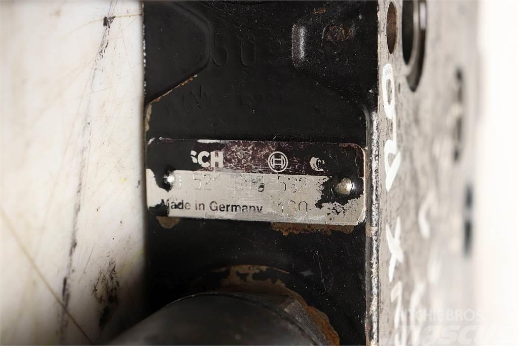 Case IH CVX120 Remote control valve Componenti idrauliche