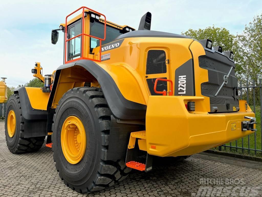 Volvo L220H from 2023 with CE Pale gommate