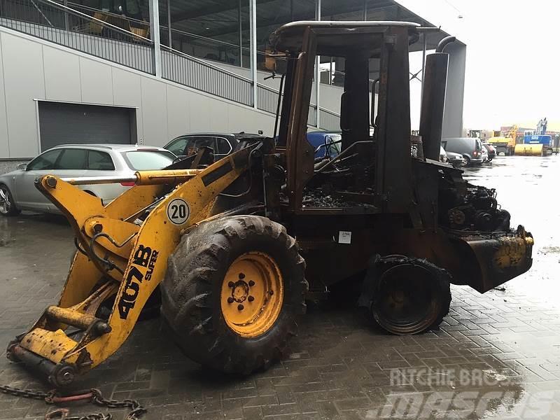 JCB 407 B ZX  (For parts) Pale gommate