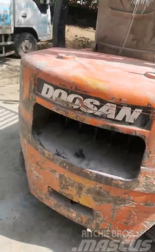 Doosan D30S Carrelli elevatori diesel