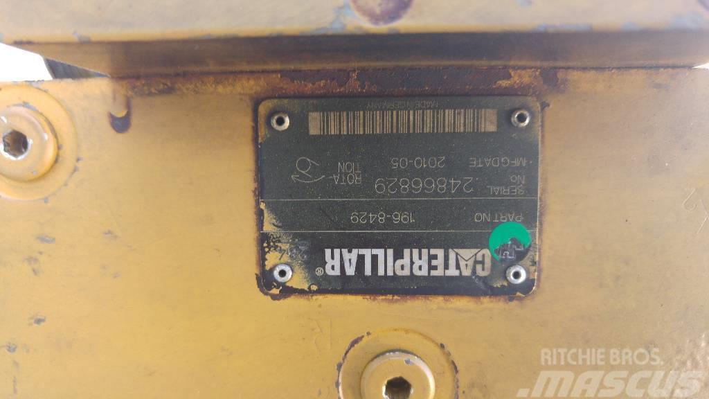 CAT M322 D Pompa  Pump 251-8036  196-8429 Componenti idrauliche