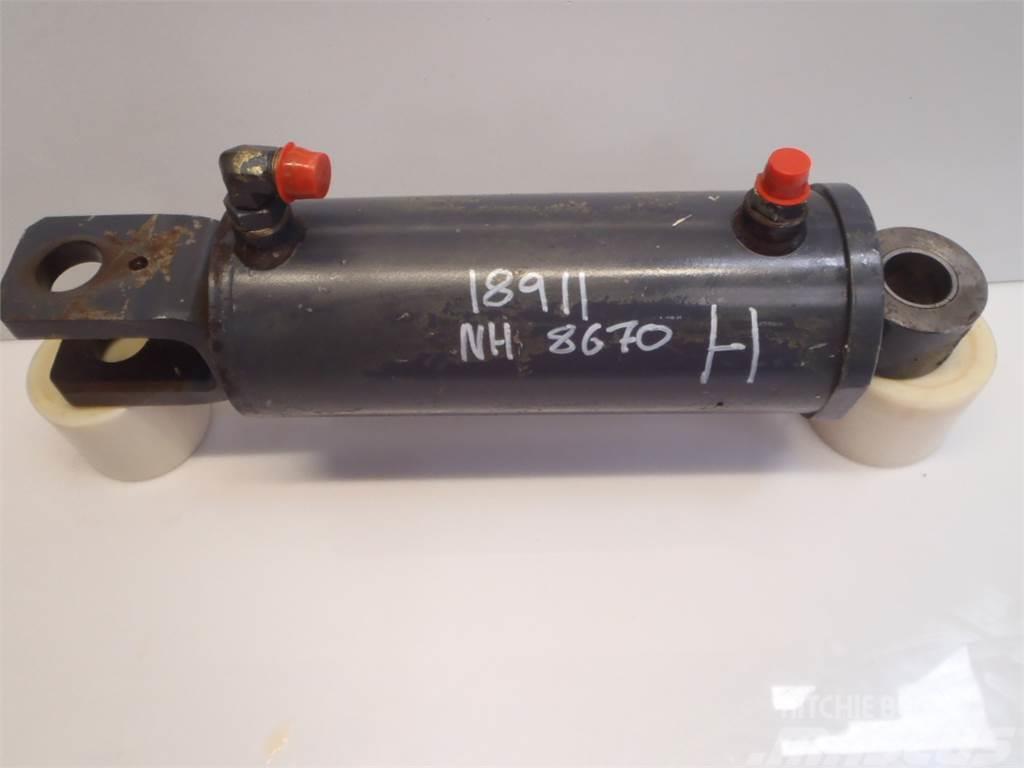 New Holland 8670 Lift Cylinder Componenti idrauliche