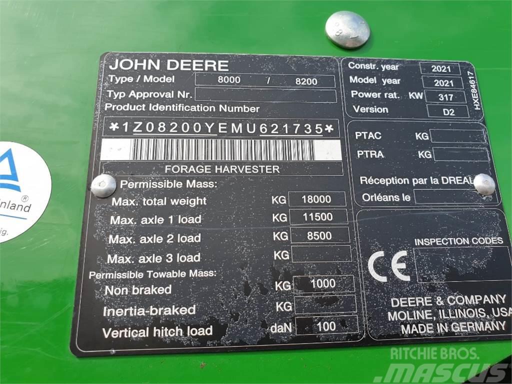 John Deere 8200 Falciatrinciatrici