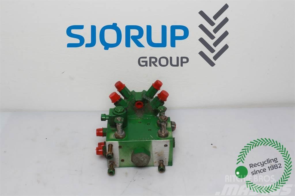 John Deere 6430 Suspension control valve Componenti idrauliche