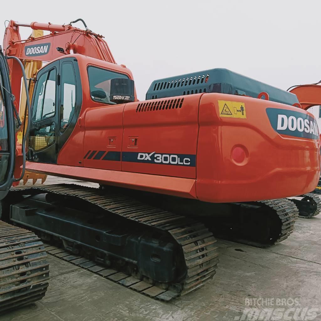 Doosan DX 300 LC Escavatori cingolati