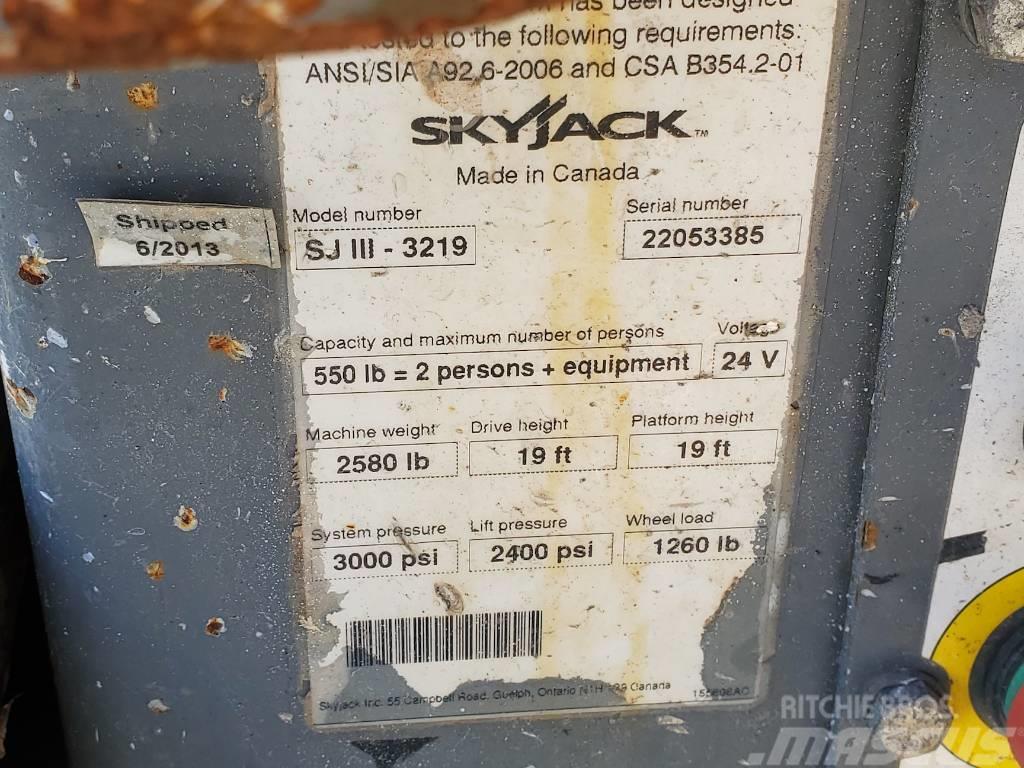 SkyJack SJIII-3219 Piattaforme a pantografo