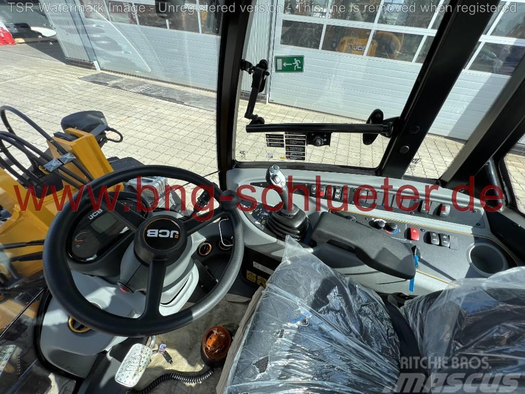 JCB 407 Ackerstolle -Demo- Pale gommate