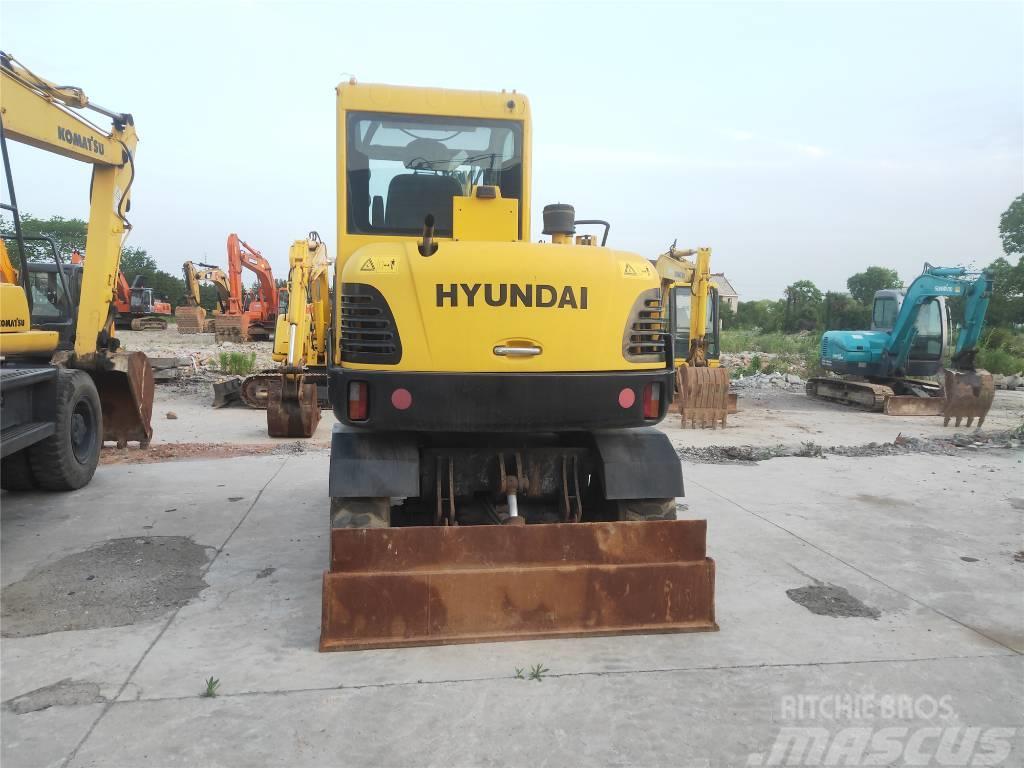 Hyundai R60W-7 Escavatori gommati