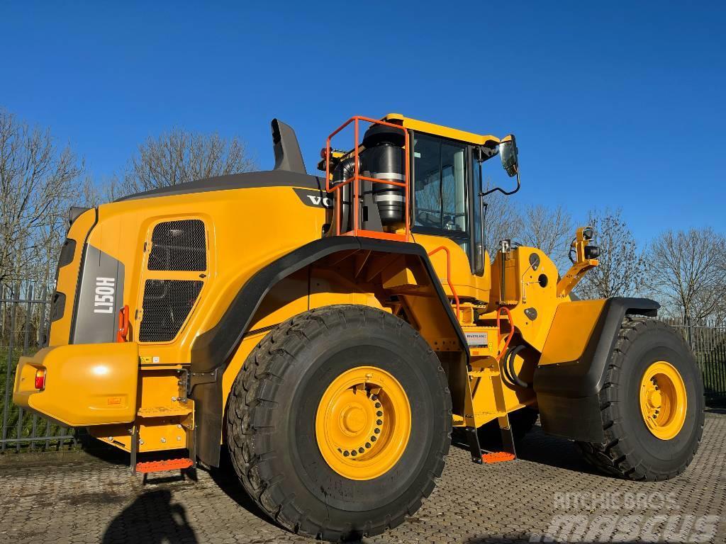 Volvo L150H 2023 with CE Pale gommate