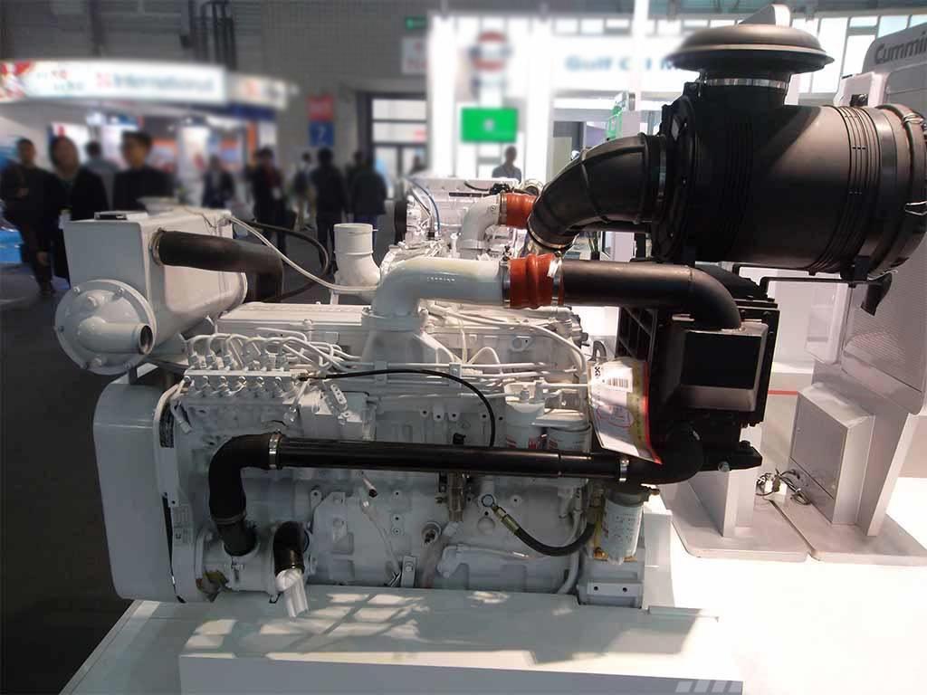 Cummins 4BTA3.9-GM55 55kw marine auxilliary motor Unita'di motori marini