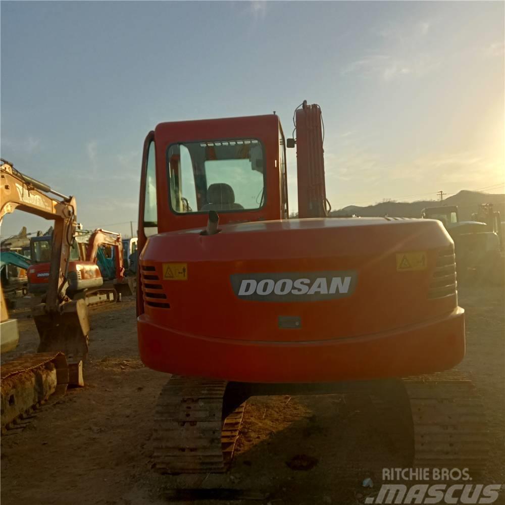 Doosan DH70 Escavatori cingolati
