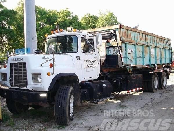 Mack RD 686 S Camion dei rifiuti