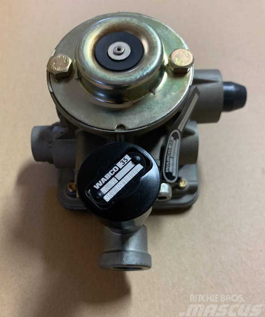 Deutz-Fahr Wabco valve VRR0535801, R0535801 Componenti idrauliche