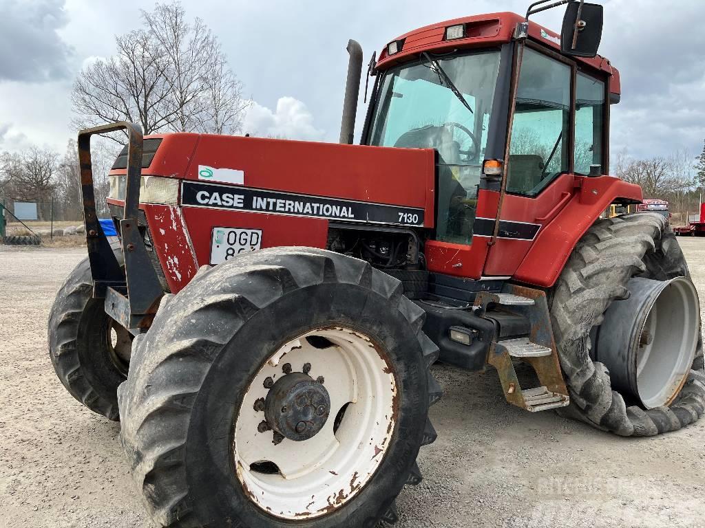 Case IH 7110 Magnum Dismantled: only spare parts Trattori