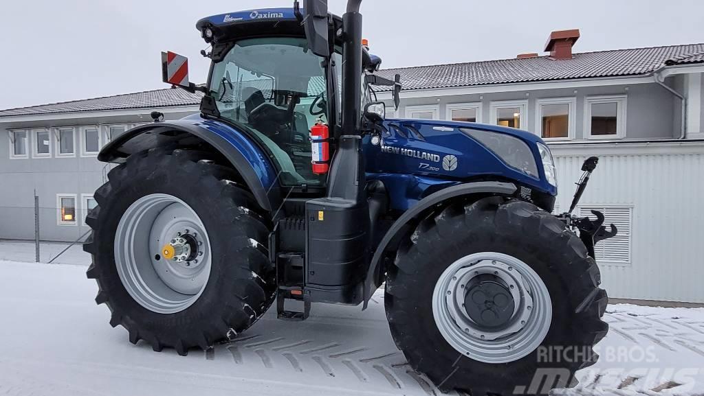 New Holland T7 300 AC PLM Connect Trattori