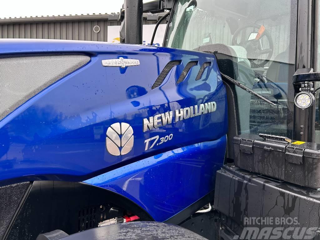 New Holland T7 300 AC PLM Connect Trattori