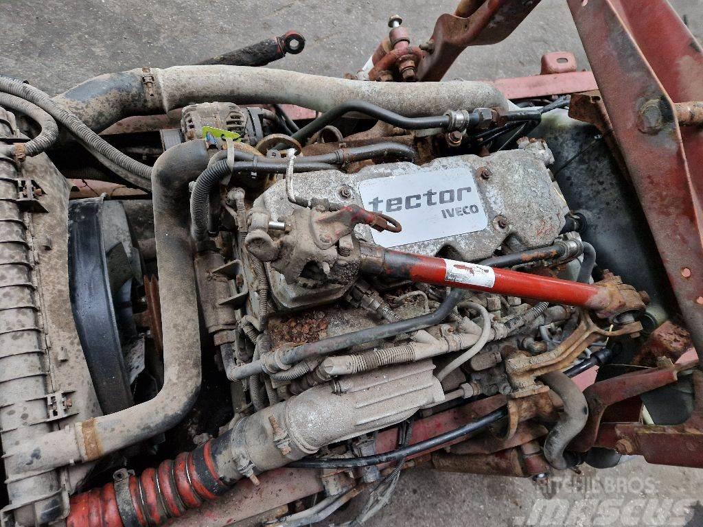 Iveco TECTOR F4AE0481C Motori