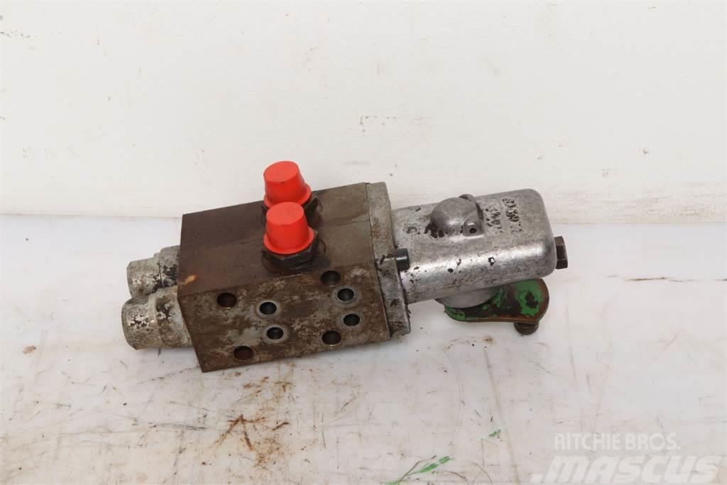 John Deere 3050 Remote control valve Componenti idrauliche