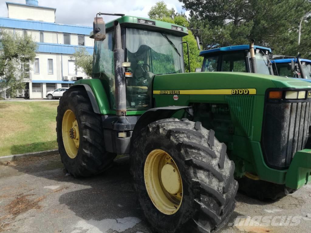 John Deere 8100 Trattori