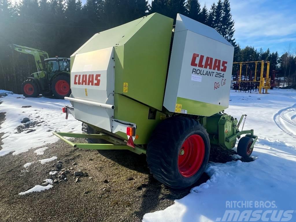 CLAAS Rollant 254 RC Rotopresse
