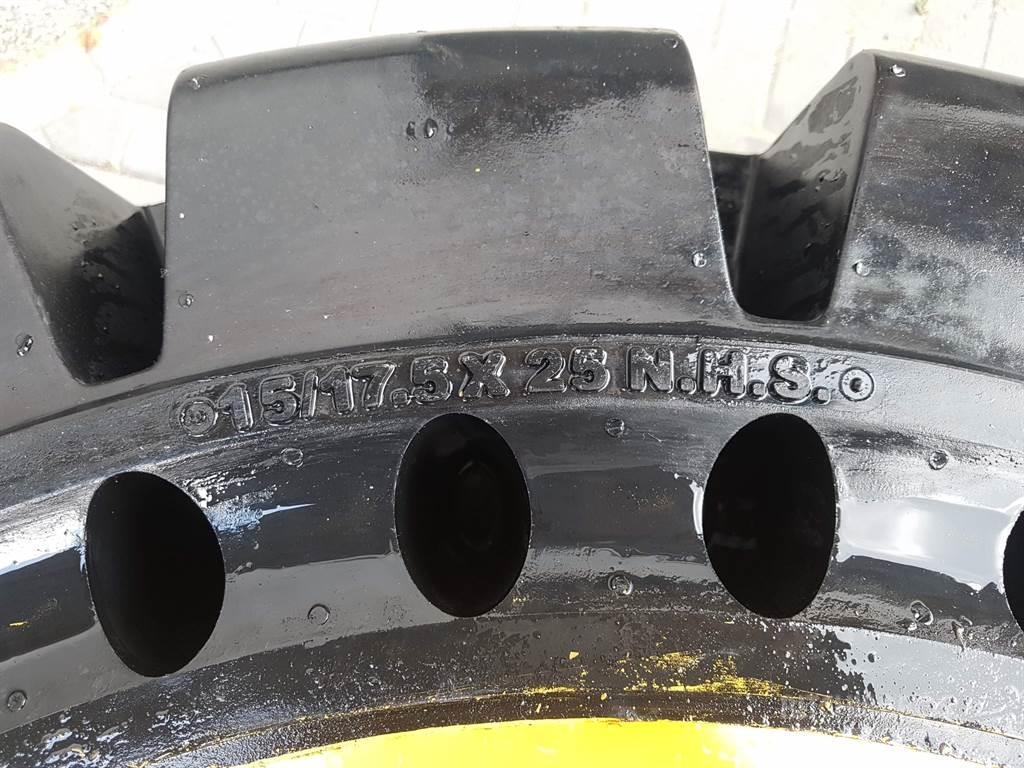 CAT 910/914 - 447-1131 - Tyre/Reifen/Band Pneumatici, ruote e cerchioni