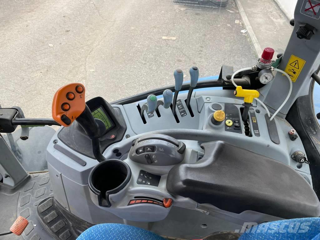New Holland T 7.210 Trattori
