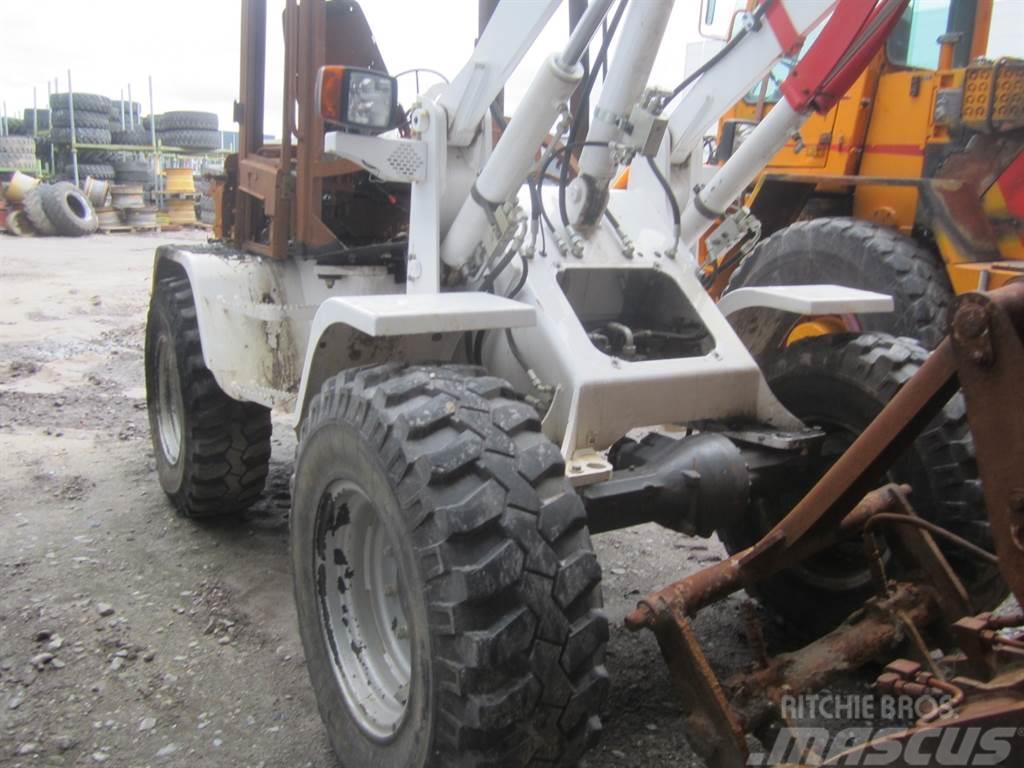 Volvo L 30 B-Z / X  (For parts) Pale gommate