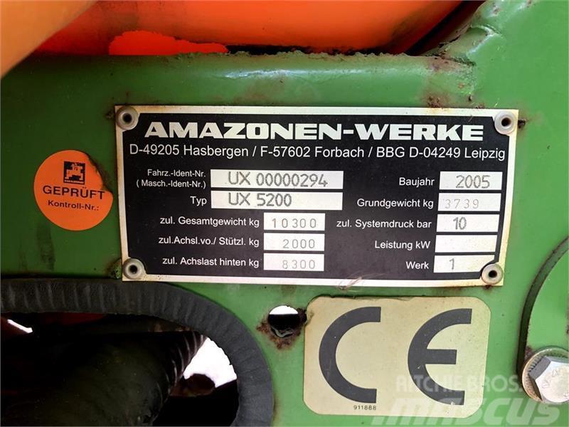 Amazone UX5200 24 meter med bom styring Irroratrici trainate