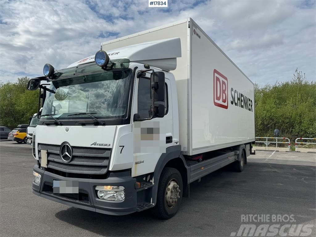 Mercedes-Benz Atego 1524 4x2 cabinet truck with/ side door and l Camion cassonati