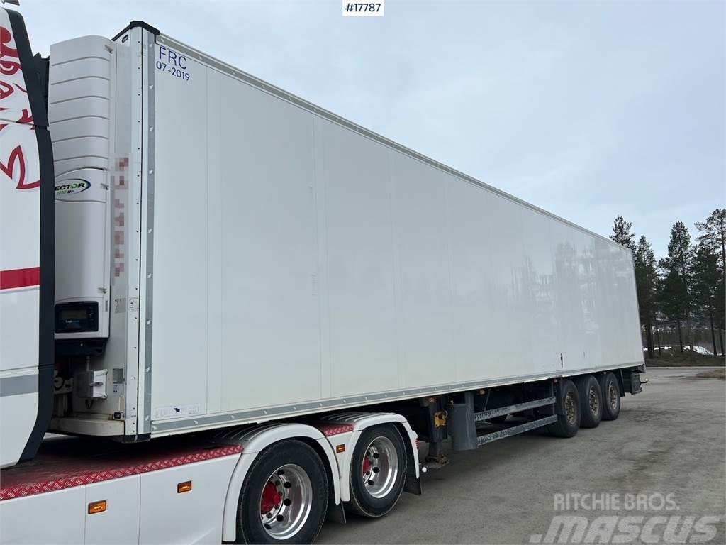 Schmitz Cargobull cool/freezer trailer w/ new major service on unit Altri semirimorchi