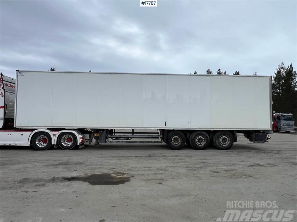 Schmitz Cargobull cool/freezer trailer w/ new major service on unit Altri semirimorchi