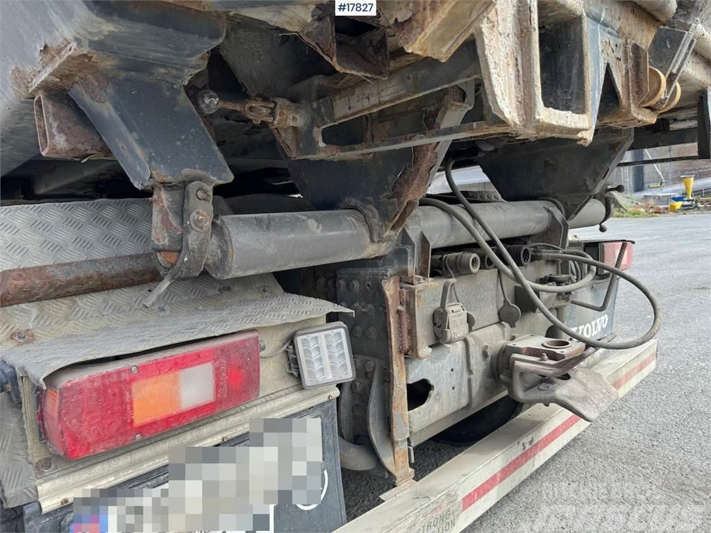 Volvo Fh 520 plow-rigged combi truck. Replaced gearbox a Camion ribaltabili