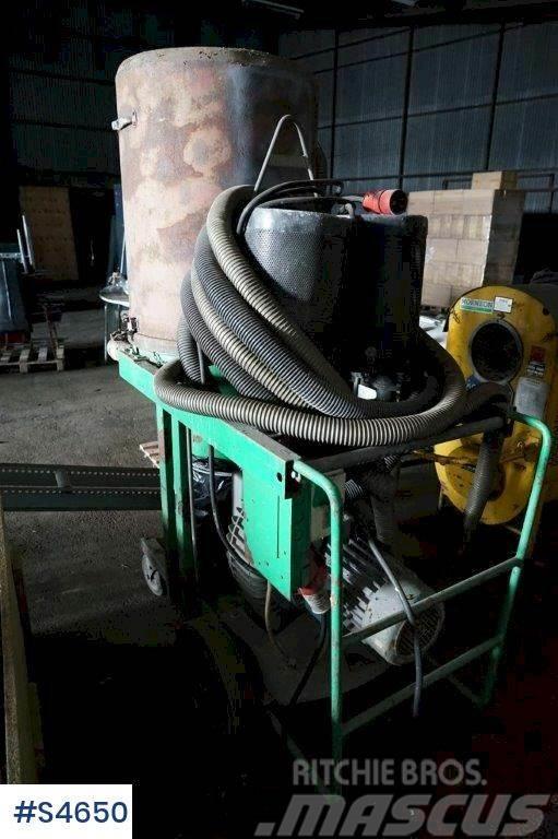  Industrial Vacuum Cleaner Altro