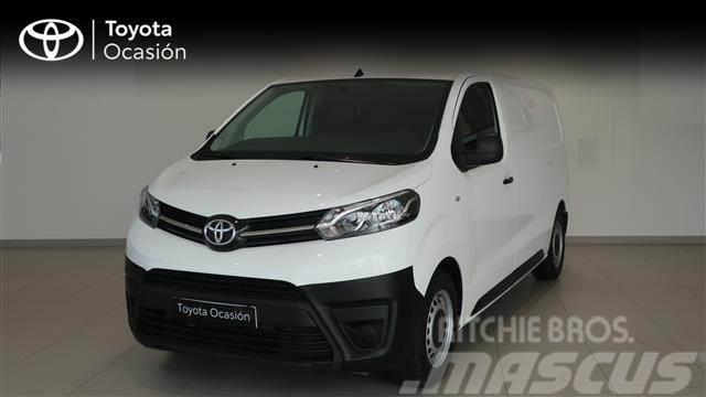 Toyota Proace Van Media 1.5D Business 100 Furgone chiuso