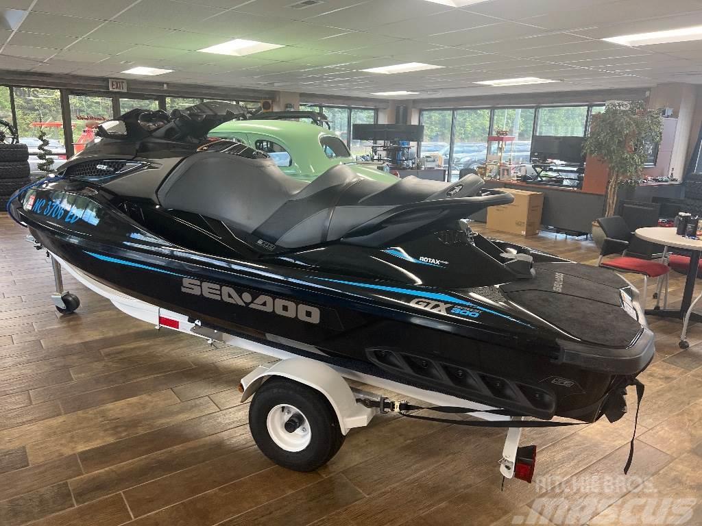  SEADOO GTX 300 LIMITED SUPERCHARGED Auto