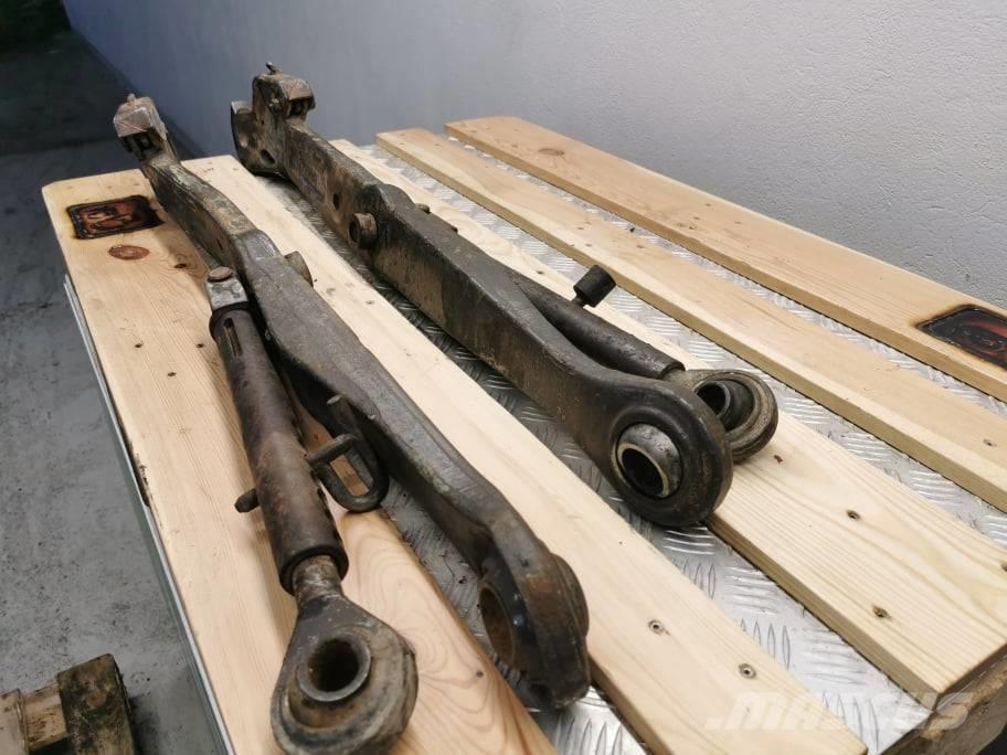 Massey Ferguson 3080 {lower left lifting arm Bracci e avambracci