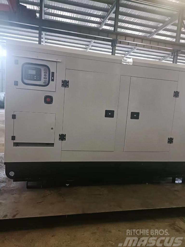 Cummins 120kw 150kva generator set with silent box Generatori diesel