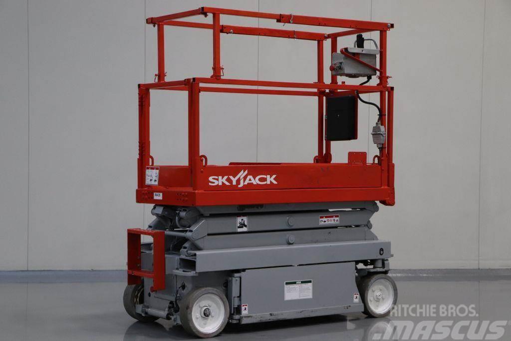 SkyJack SJIII-3215 Piattaforme a pantografo