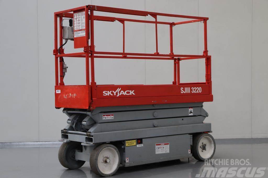 SkyJack SJIII-3220M Piattaforme a pantografo