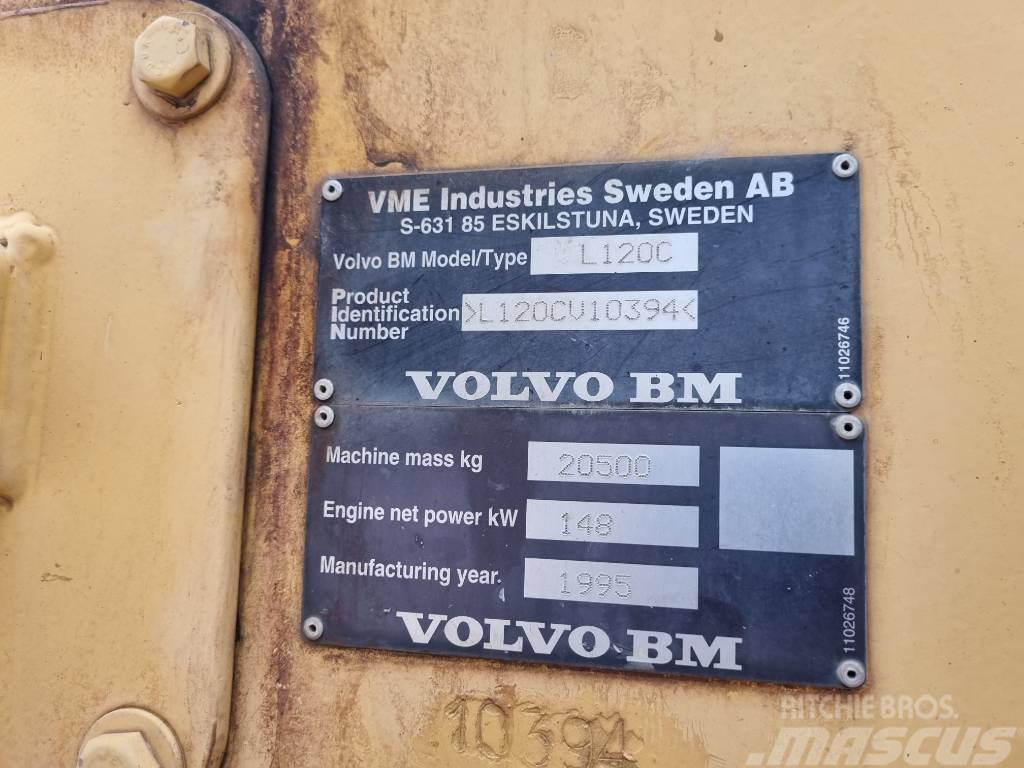 Volvo BM L120C Pale gommate