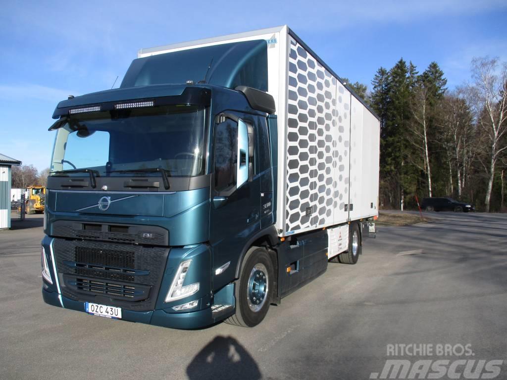 Volvo med Kylsskåp 2021 års OBS Miltal 1810 mil Fm 330 4 Camion a temperatura controllata