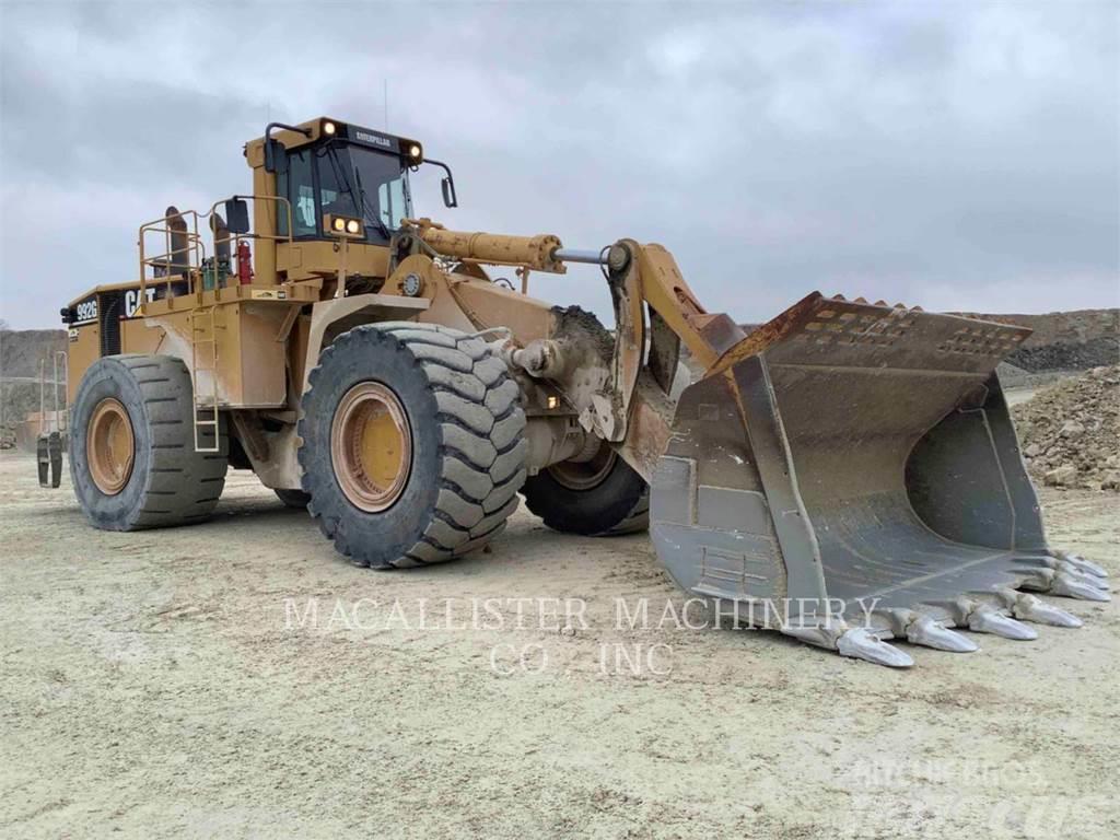 CAT 992G Pale gommate