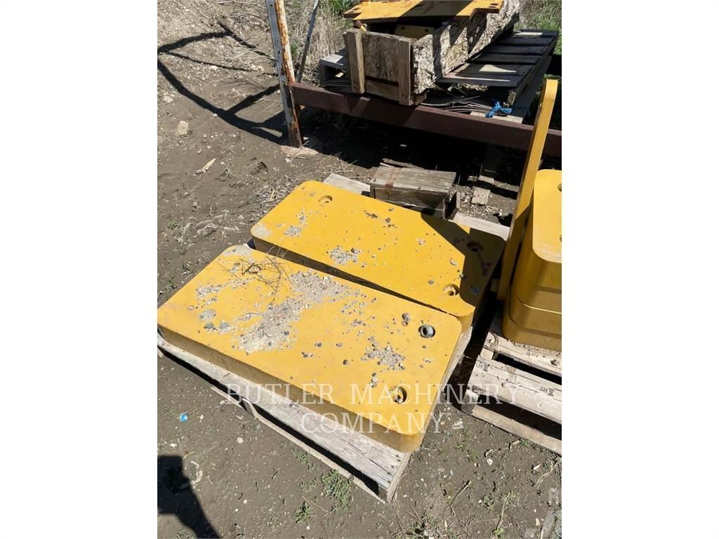 CAT D6T COUNTERWEIGHTS Altro