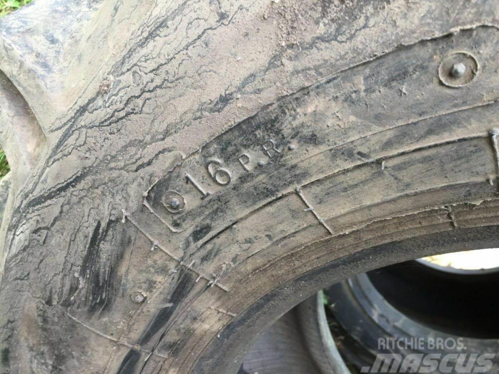  Used Tyre 18 - 19.5 - 16 Ply rating £70 Pneumatici, ruote e cerchioni