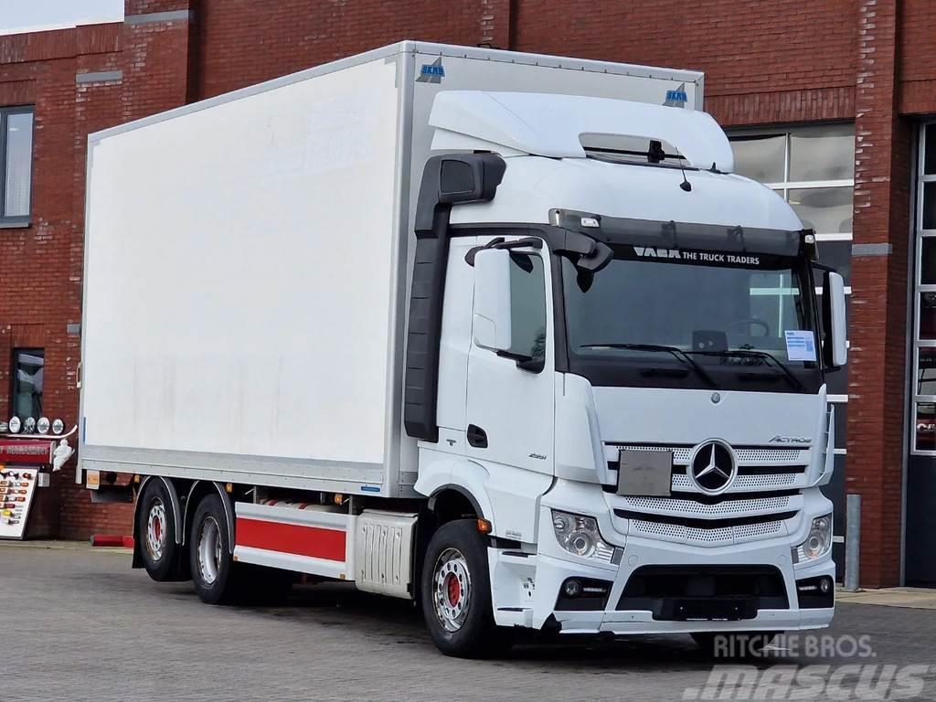 Mercedes-Benz Actros 2551 Streamspace 6x2 - Box with side doors Camion cassonati