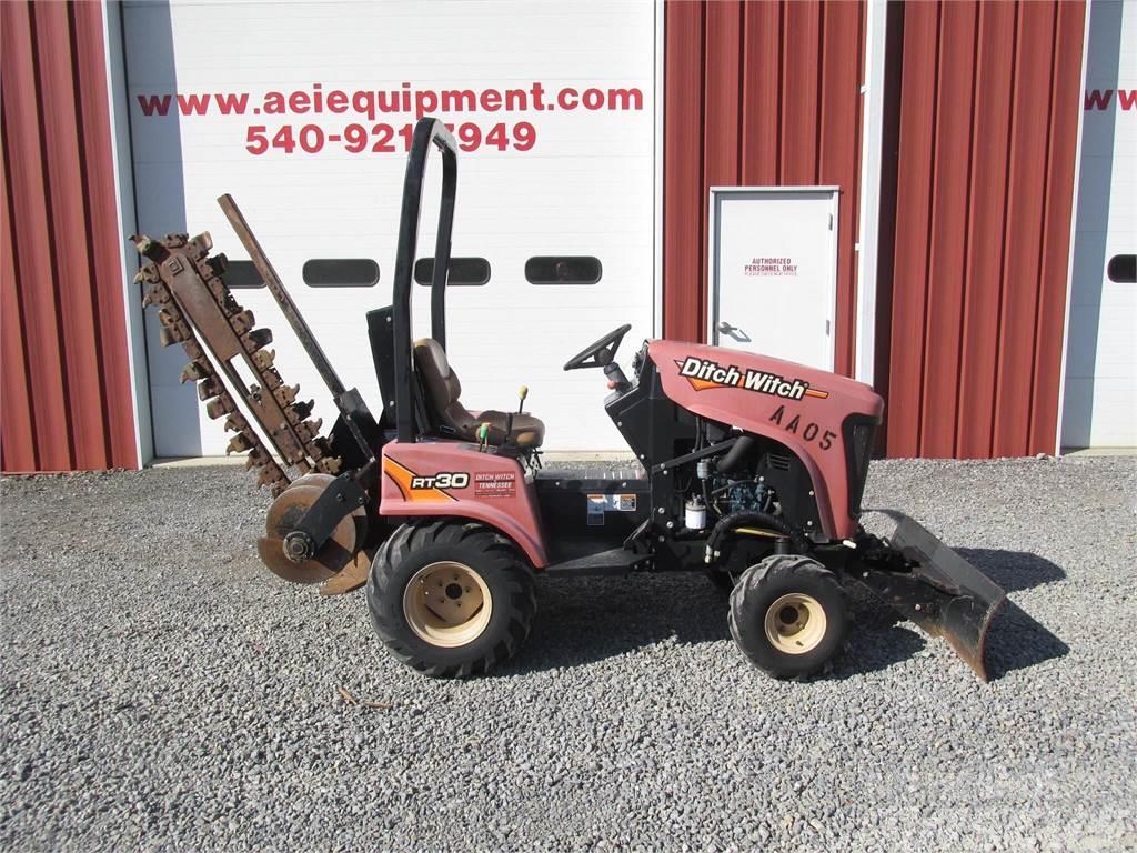 Ditch Witch RT30 Scavafossi