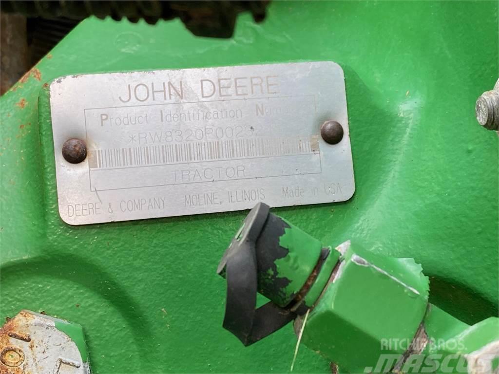 John Deere 8320 Trattori